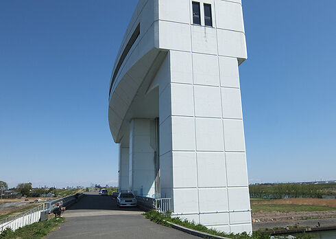 荒川サイクリングロードから榎本牧場へ