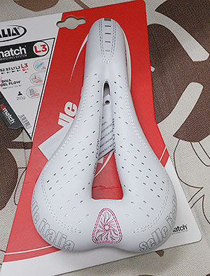 セライタリア-Selle-Italia---Diva-Gel-Flow.jpg
