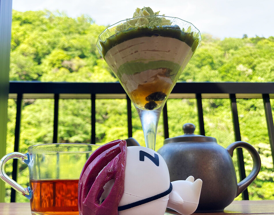 13カフェヒトアシ