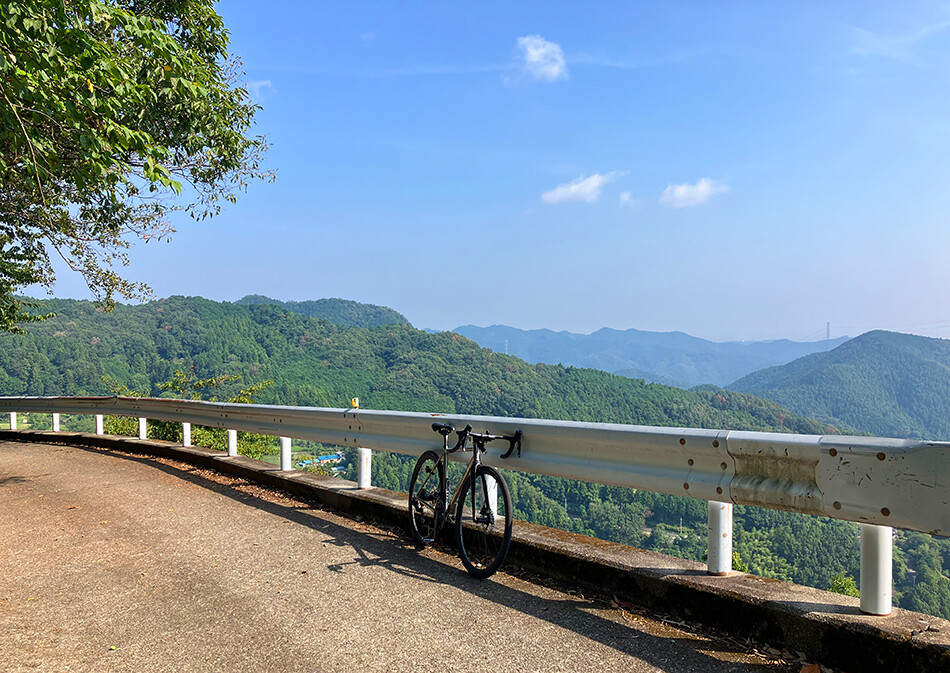 04天空のガードレール
