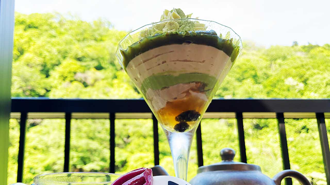 カフェヒトアシ