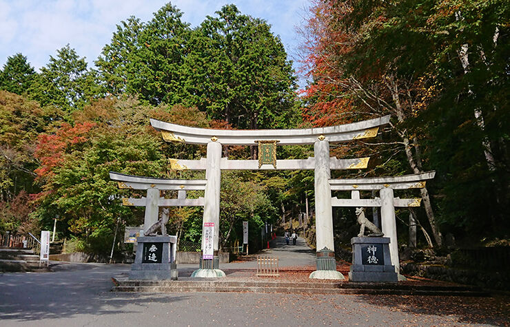 16三峯神社.jpg