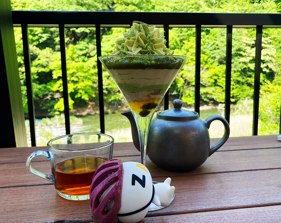 11カフェヒトアシ