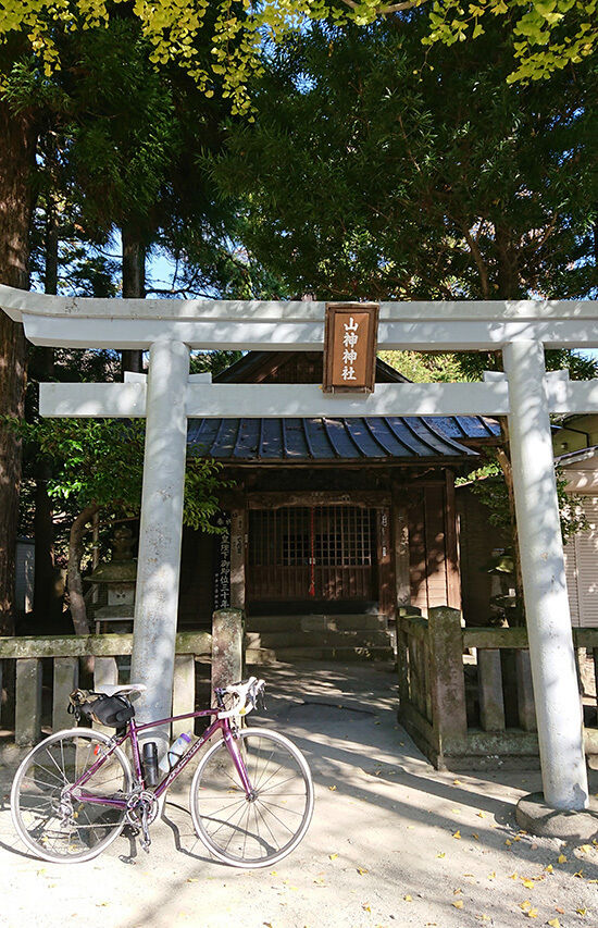 12山神神社.jpg