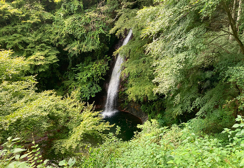 11秩父華厳の滝
