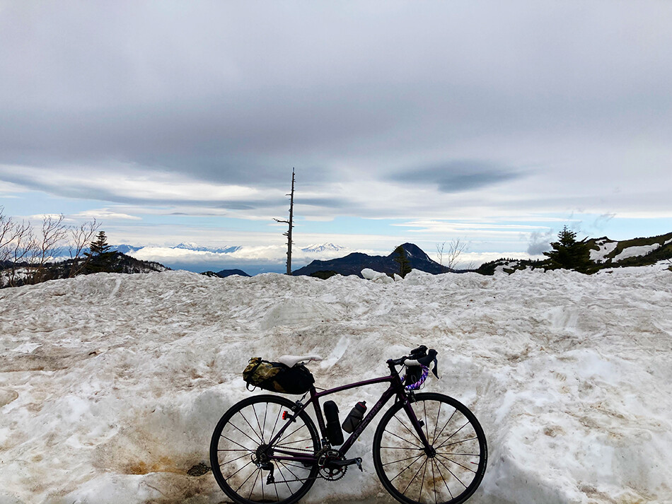 渋峠,ロードバイク,雪の回廊,自転車