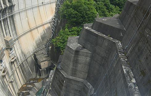 3-川治ダム.jpg