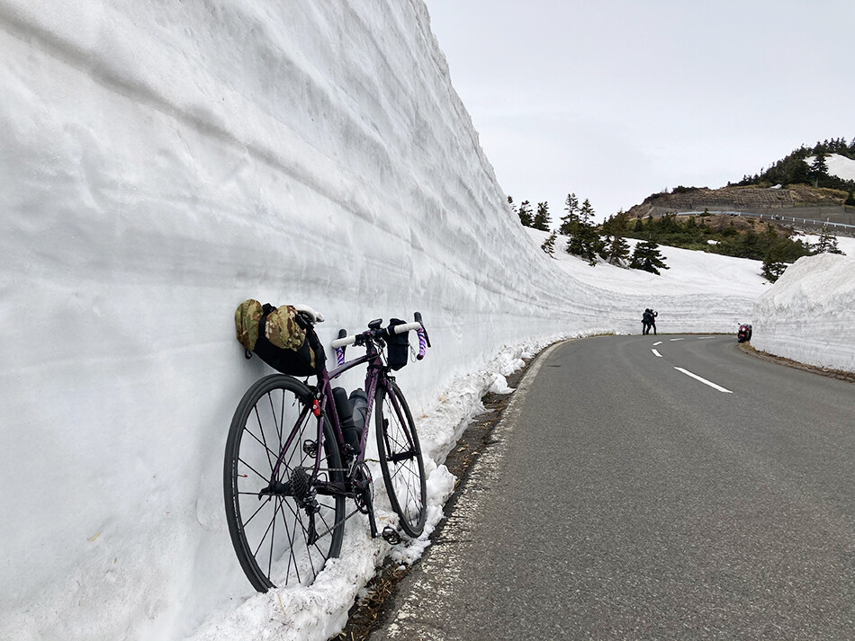 渋峠,ロードバイク,雪の回廊,自転車