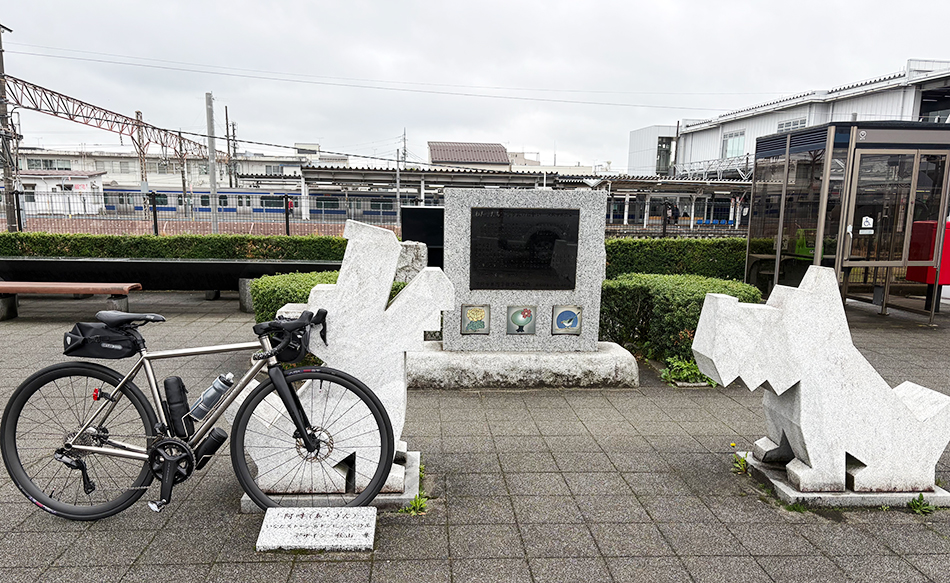 ロードバイク,友部駅,阿吽（あうん）石像