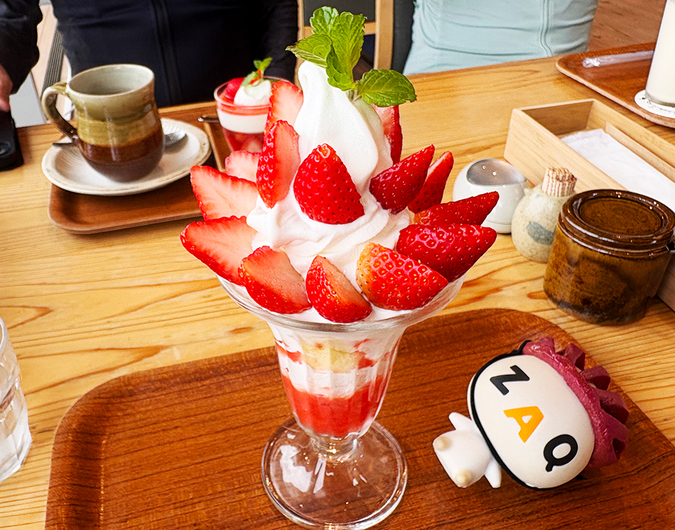 道の駅ましこ,道の駅益子,いちごパフェ