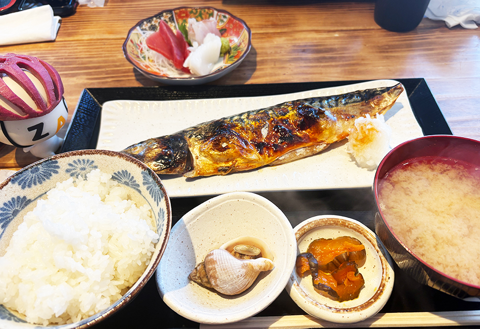 鮮汰,坂戸,海鮮丼,焼き魚定食