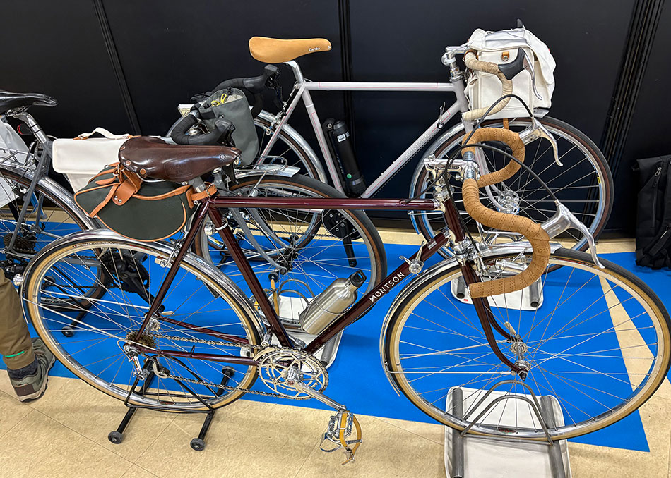 ハンドメイドバイシクル展で展示された、山音製輪所の自転車